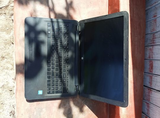 Neat HP 250 laptop