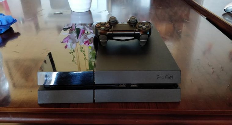 PS4 with 1 controller