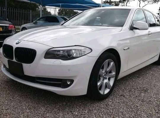2011 BMW 528i
