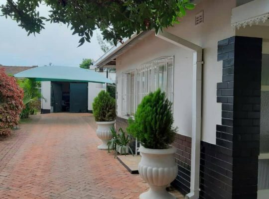 Avondale West House for sale