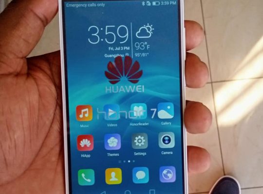 HUAWEI HONOR 7