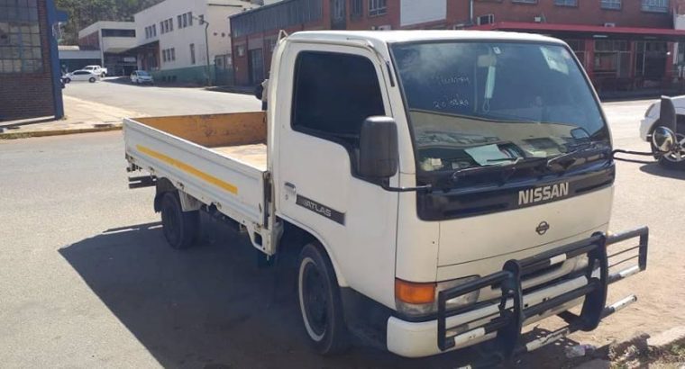 Nissan Atlas TD-27