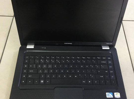 Compaq CQ56