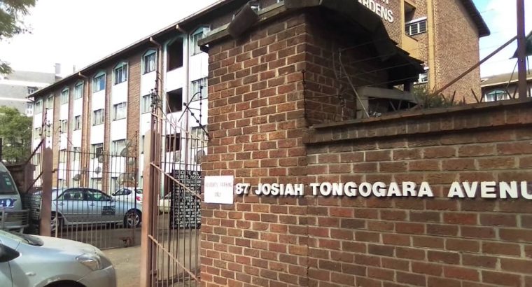 Avenues flat for rent