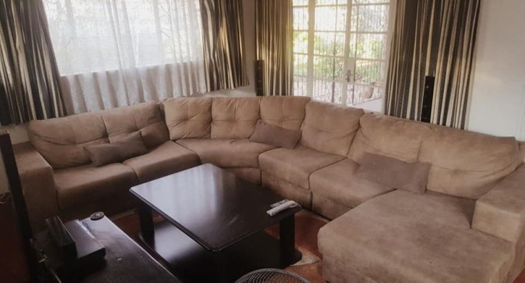 Carrington Lounge Suite