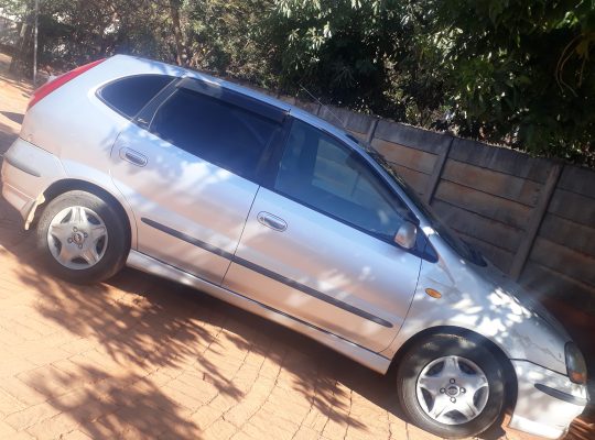 Nissan Tinno 1.8ltr