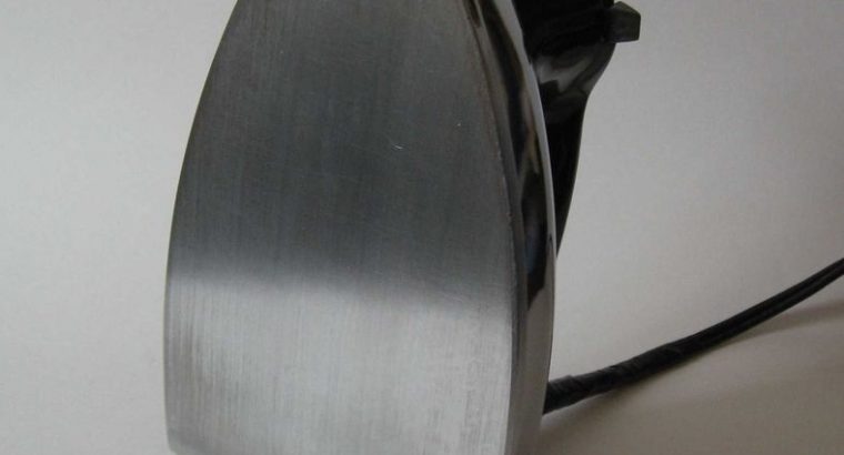 Solar Powered / AC Dry Iron