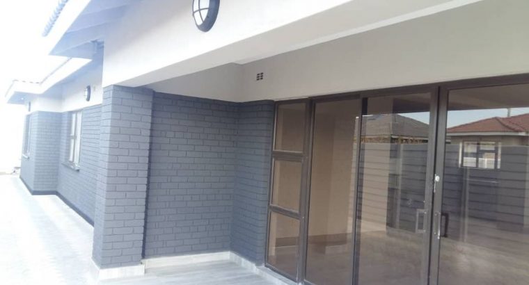 Madokero House for sale