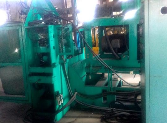Blower Mould Machine