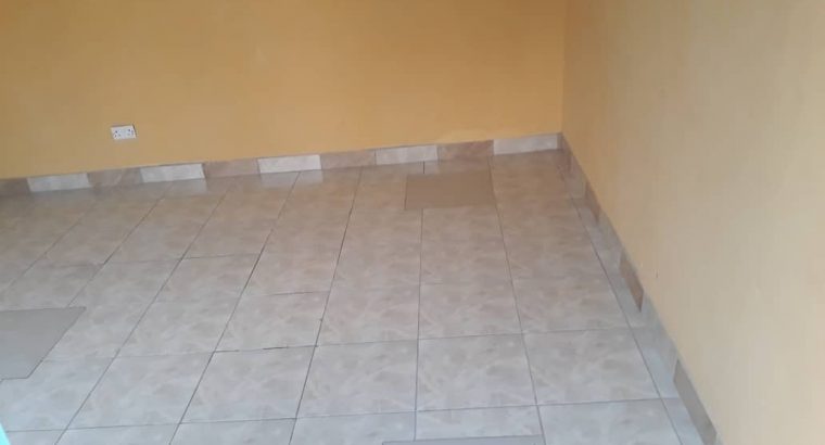 COTTAGE IN BLUFF HILL