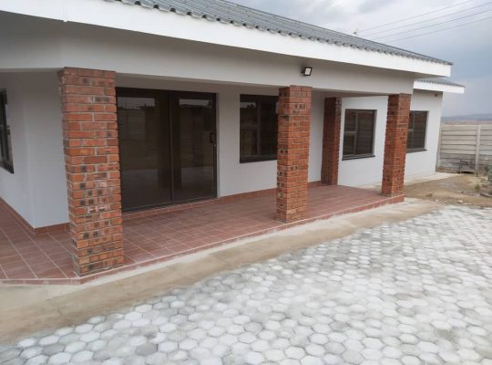 Budiriro Full house to let