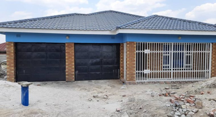 Waterfalls Mainway full house