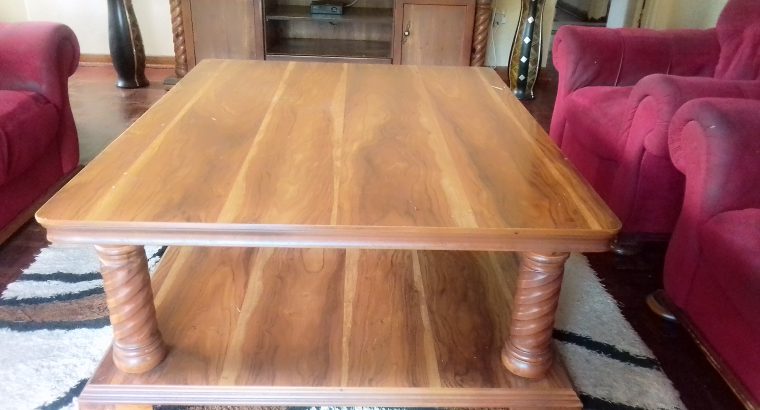 Big coffee table for sale