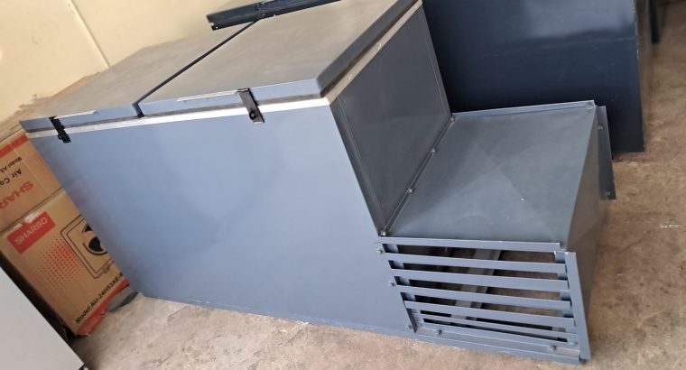 Commercial Deep Freezers