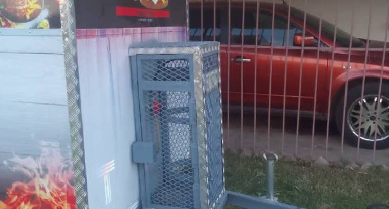 HIRE A MOBILE KITCHEN FOR YOUR EVENT