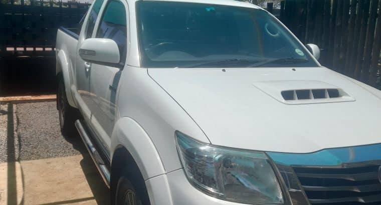 Toyota Hilux D4D Extra Cab Dakar Eddition