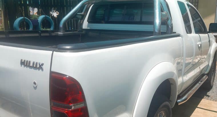 Toyota Hilux D4D Extra Cab Dakar Eddition