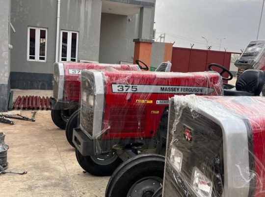 Use second hand tractors