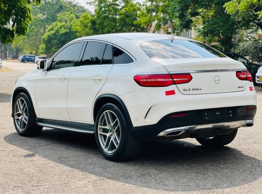 Mercedes Benz GLE 350D