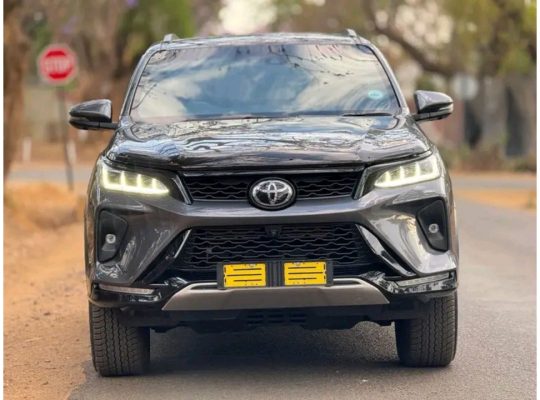 Toyota Fortuner 2024 model