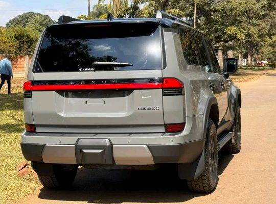 Lexus Gx550