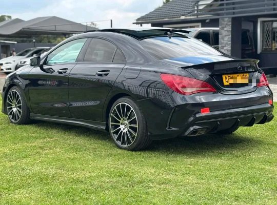Mercedes Benz CLA220D