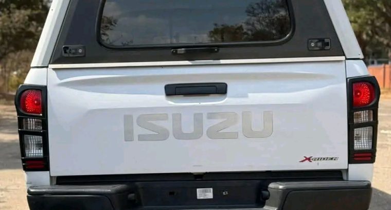 Isuzu X-Rider